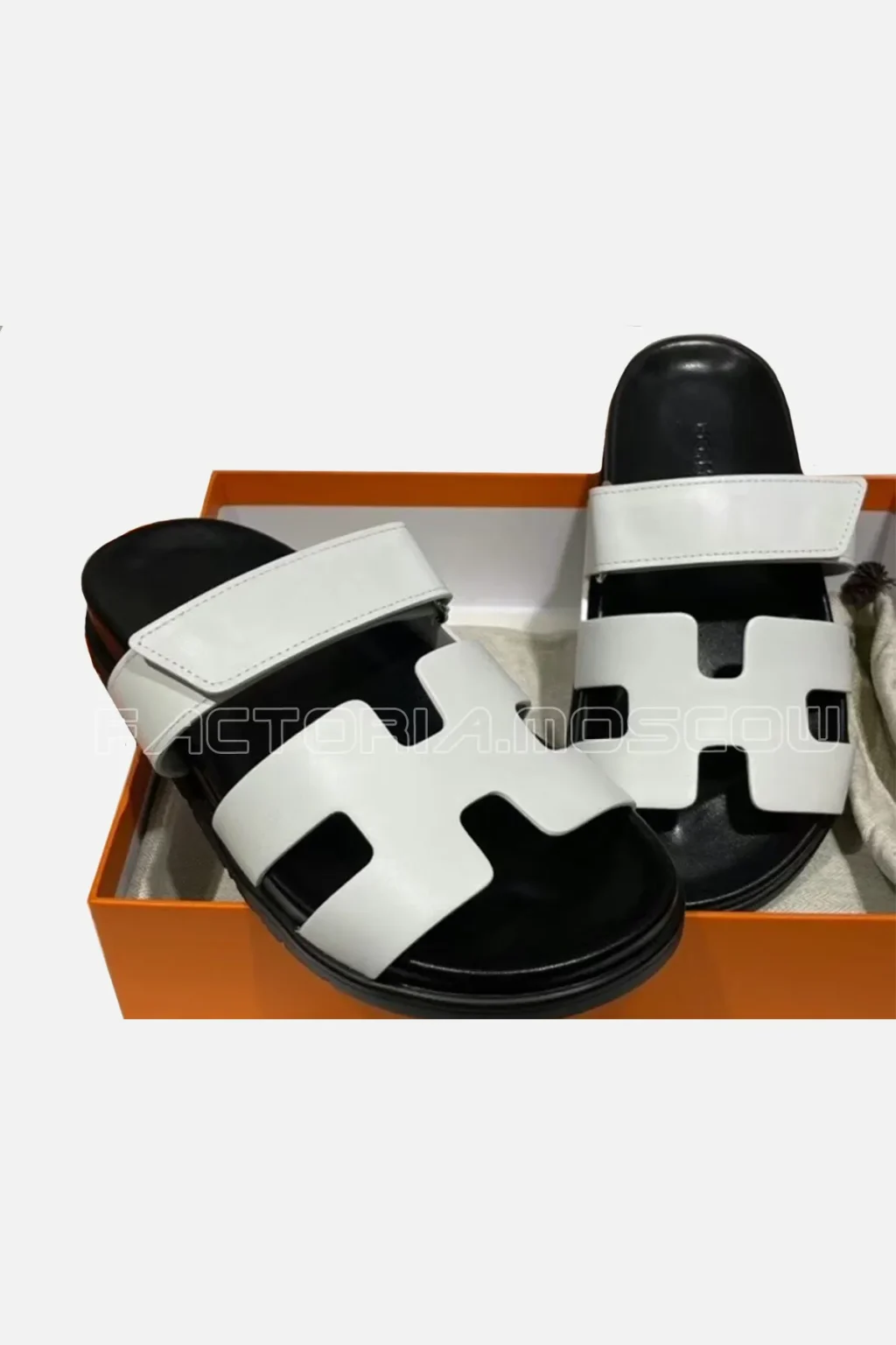 Hermes Chypre Sandals Blanc