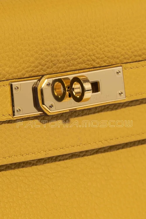 Hermès Kelly 28 Togo Jaune Ambre GHW