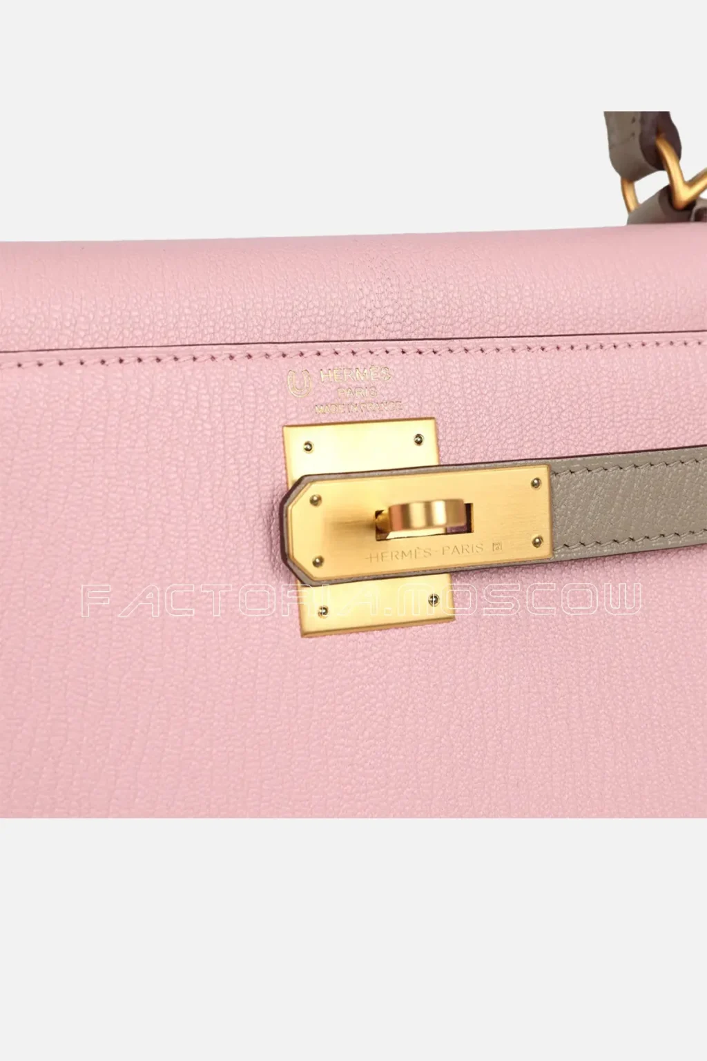 Hermès HSS Kelly Sellier 28 Rose Sakura And Gris Tourterelle Chevre Brushed GHW