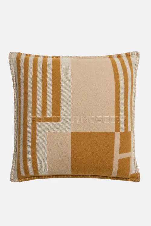 Hermes Ithaque pillow Colour Camel/Beige