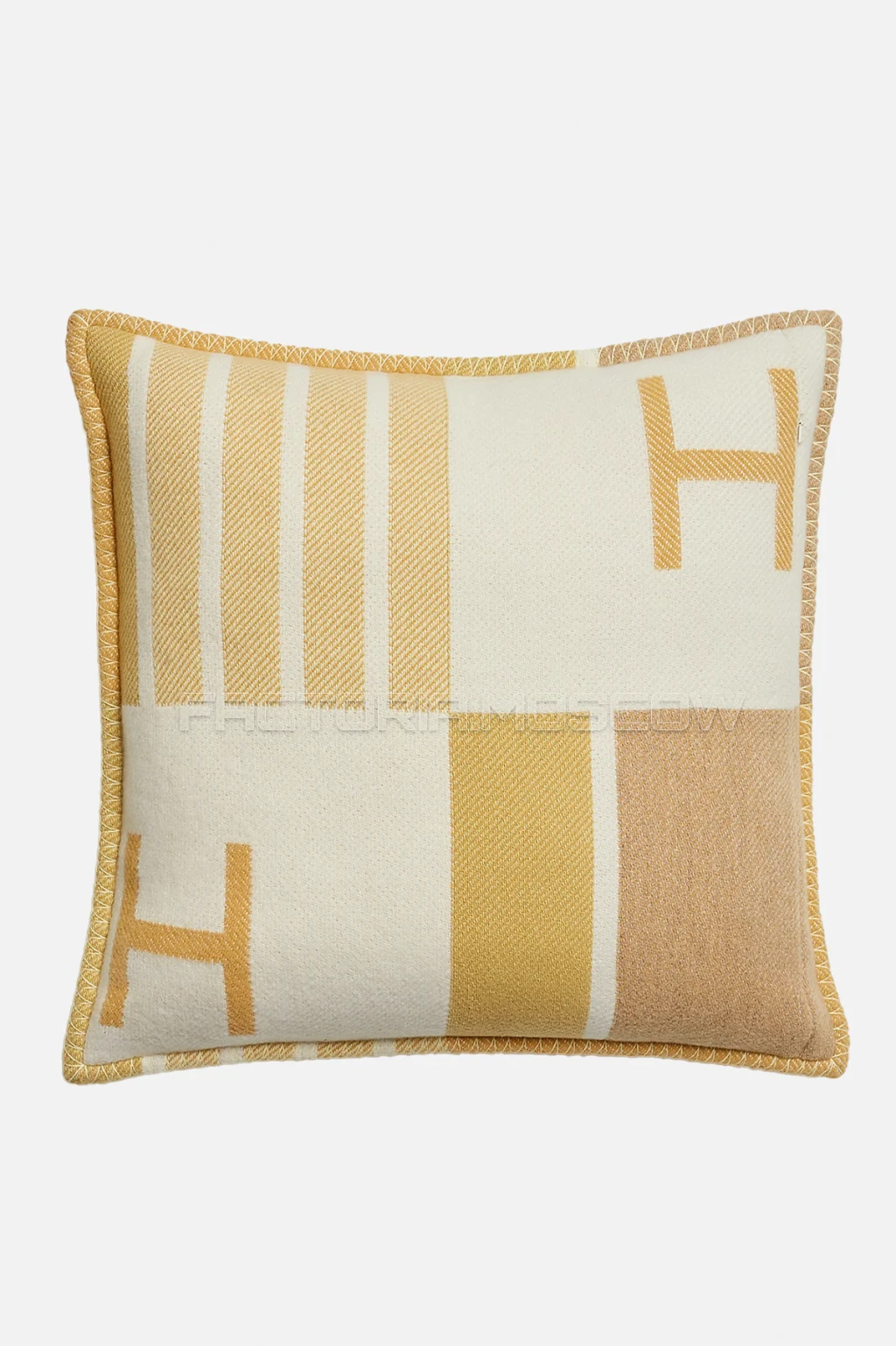 Hermes Avalon Vibration pillow Colour Tisane