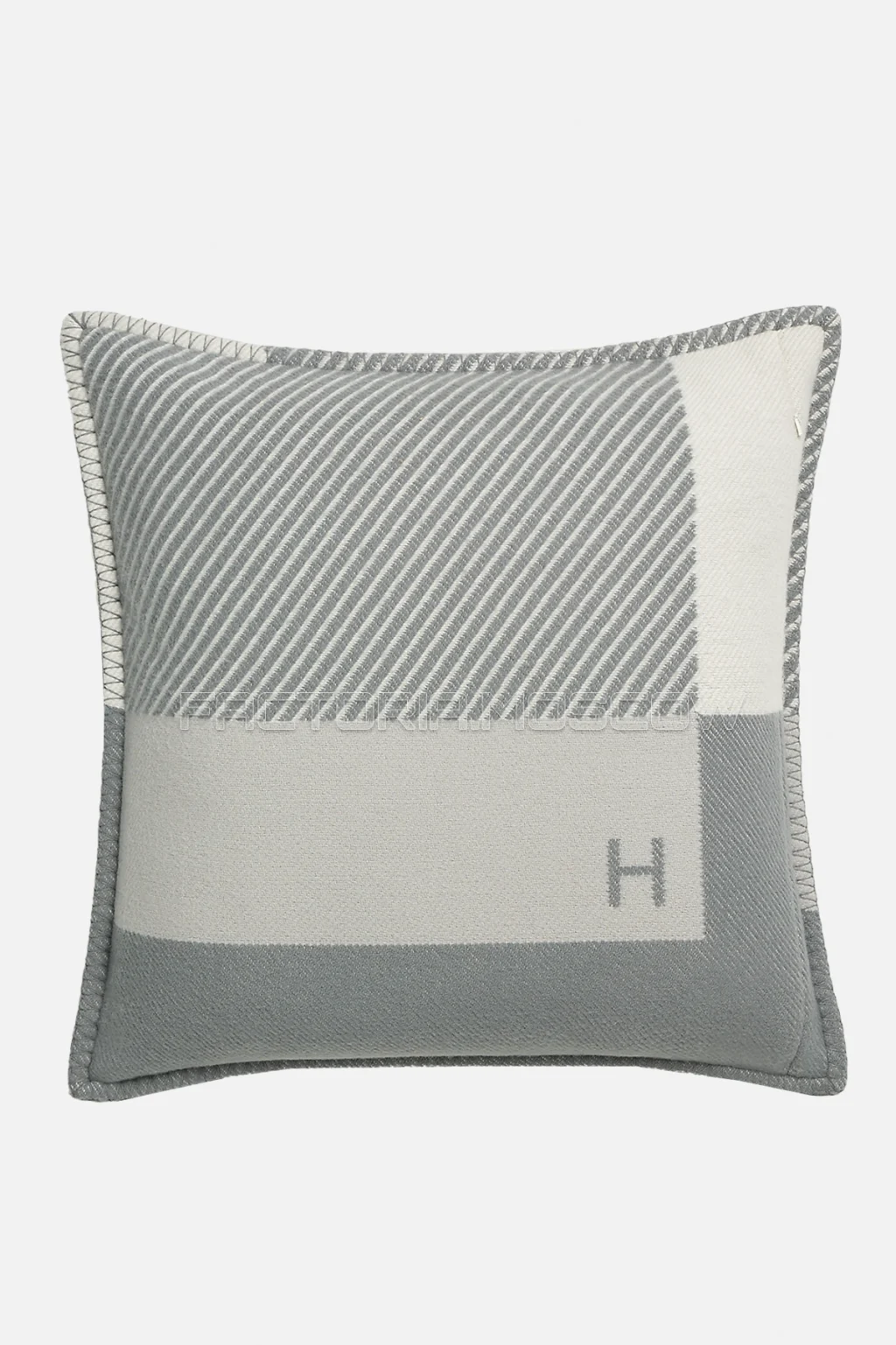 Hermes H Riviera pillow colour Gris