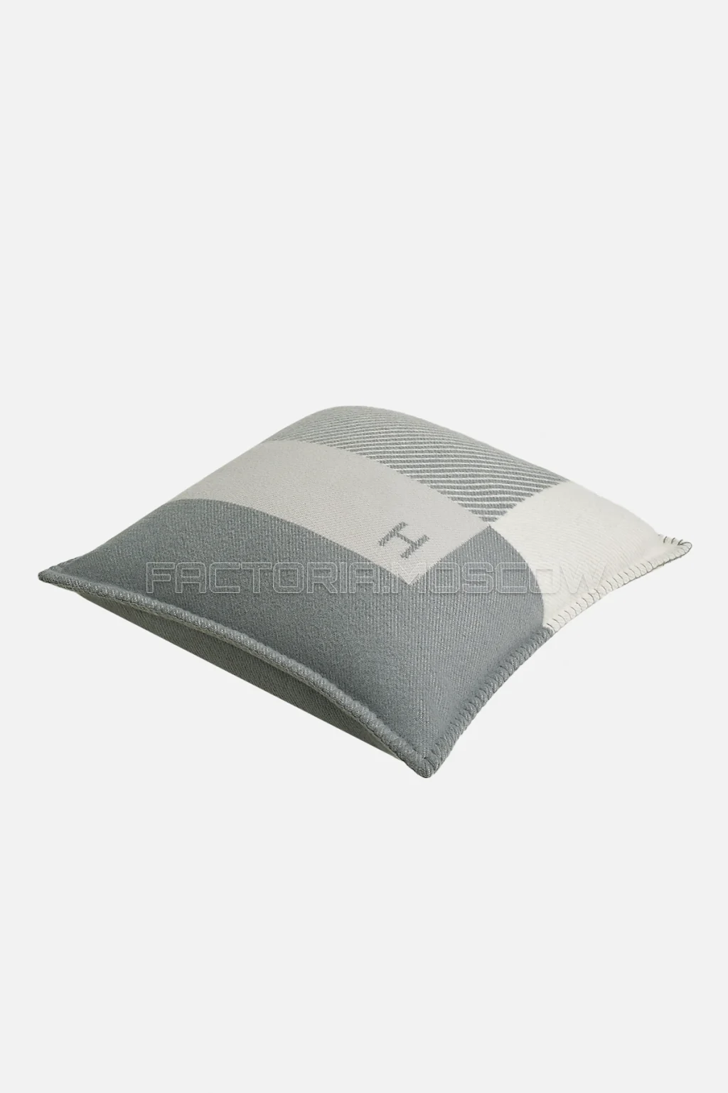 Hermes H Riviera pillow colour Gris