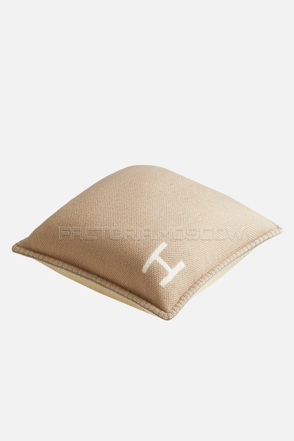 Hermes Altitude pillow Colour Naturel
