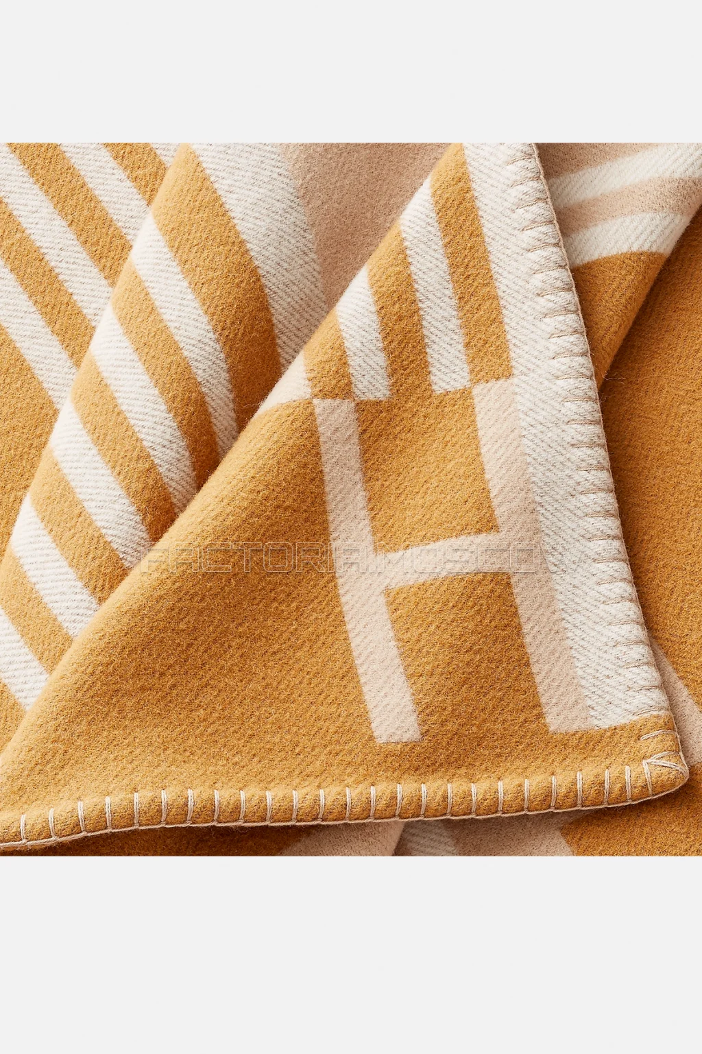 Hermes Ithaque blanket Colour Camel/Beige